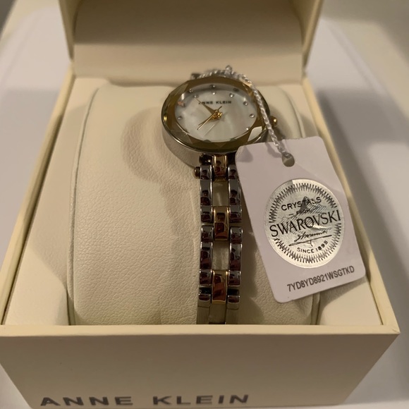 Anne Klein Swarovski Crystal watch - Picture 2 of 6